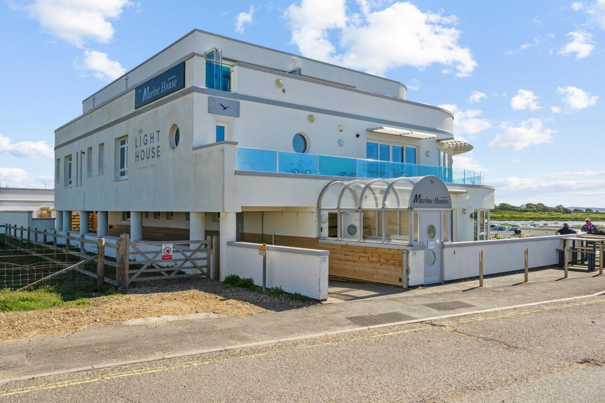 Отель Marine House Лимингтон Экстерьер фото