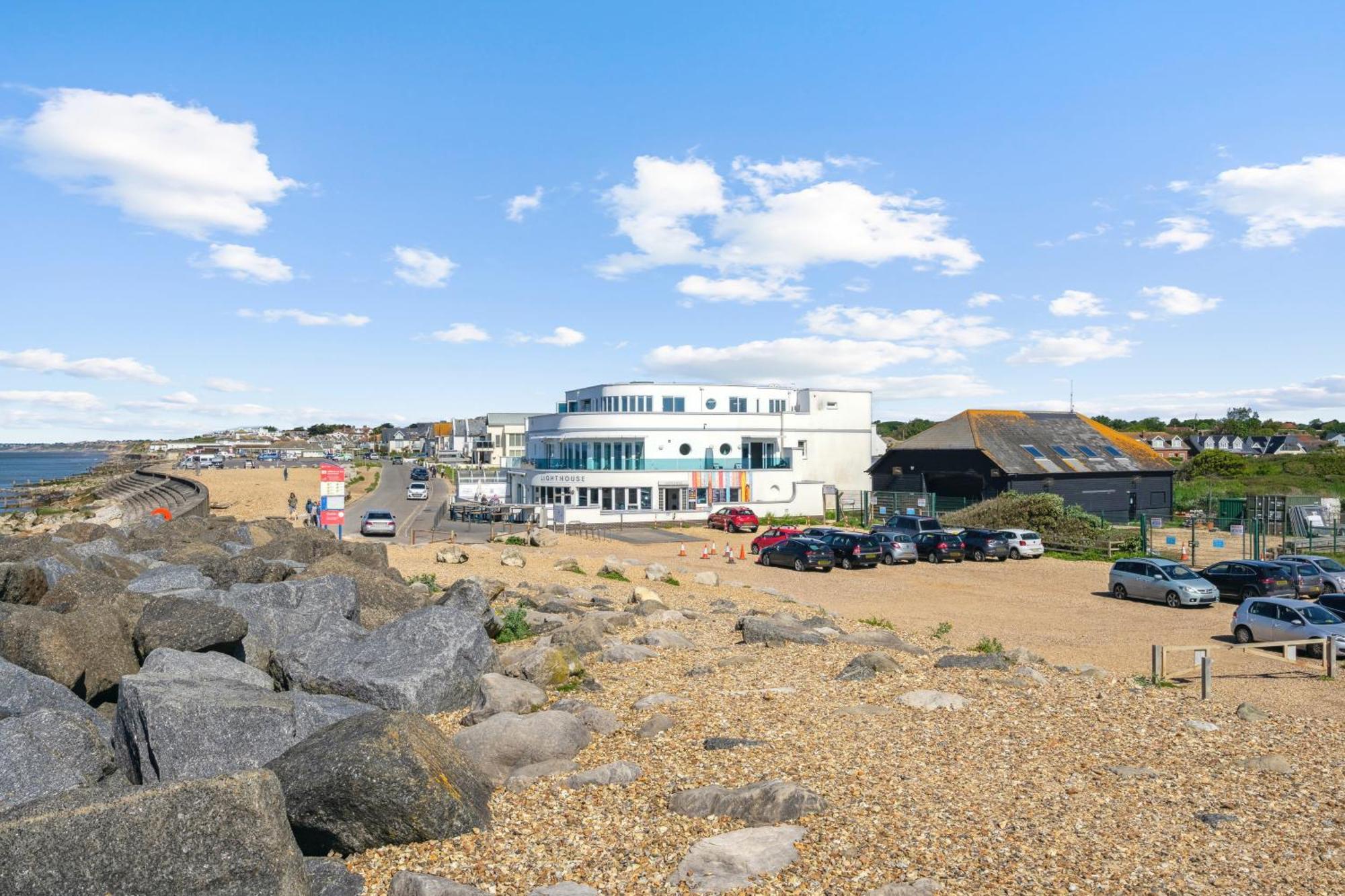 Отель Marine House Лимингтон Экстерьер фото