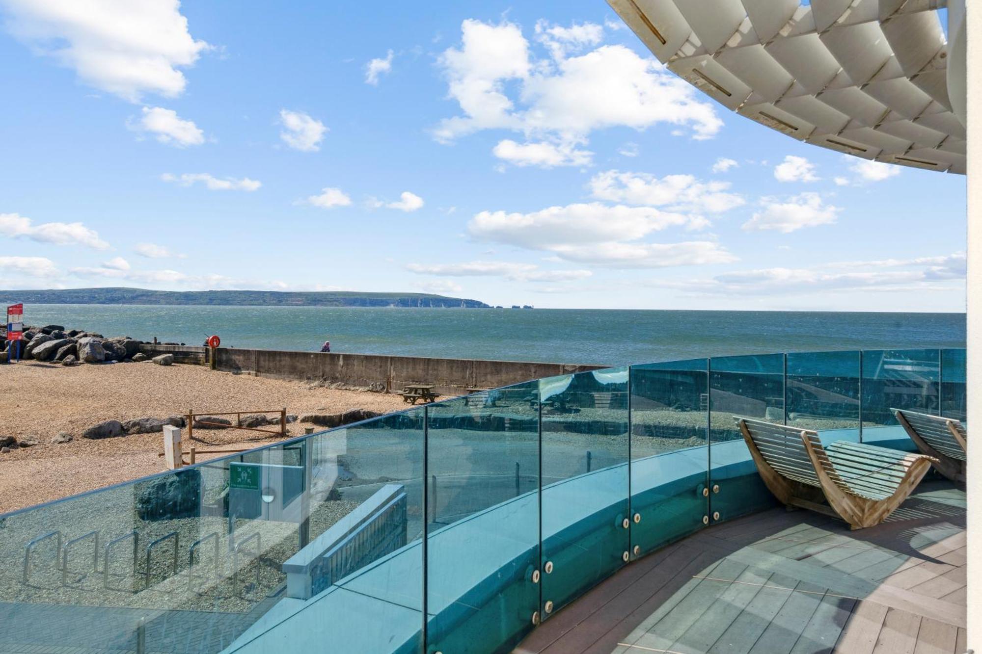 Отель Marine House Лимингтон Экстерьер фото