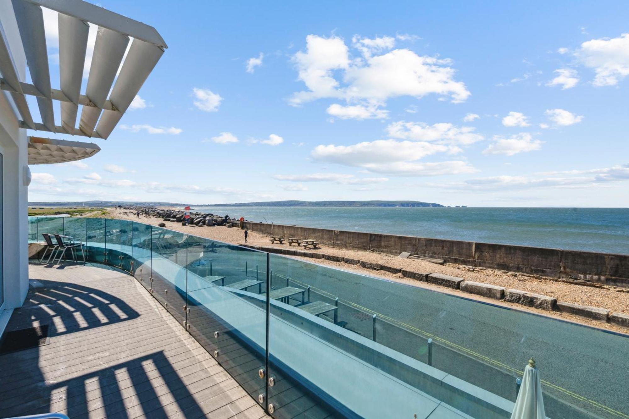 Отель Marine House Лимингтон Экстерьер фото
